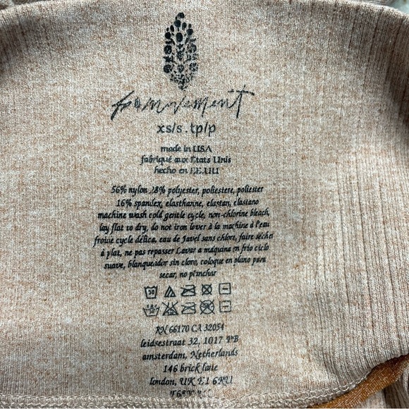 Free People Movement High-Rise Good Karma Leggings in Desert Dune - Picture 2 of 14